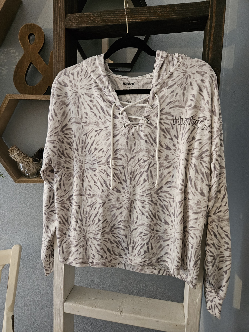 Hurley Women's Long Sleeve Lace-Up Pullover Tie-Dye Tee in Light Gray and White